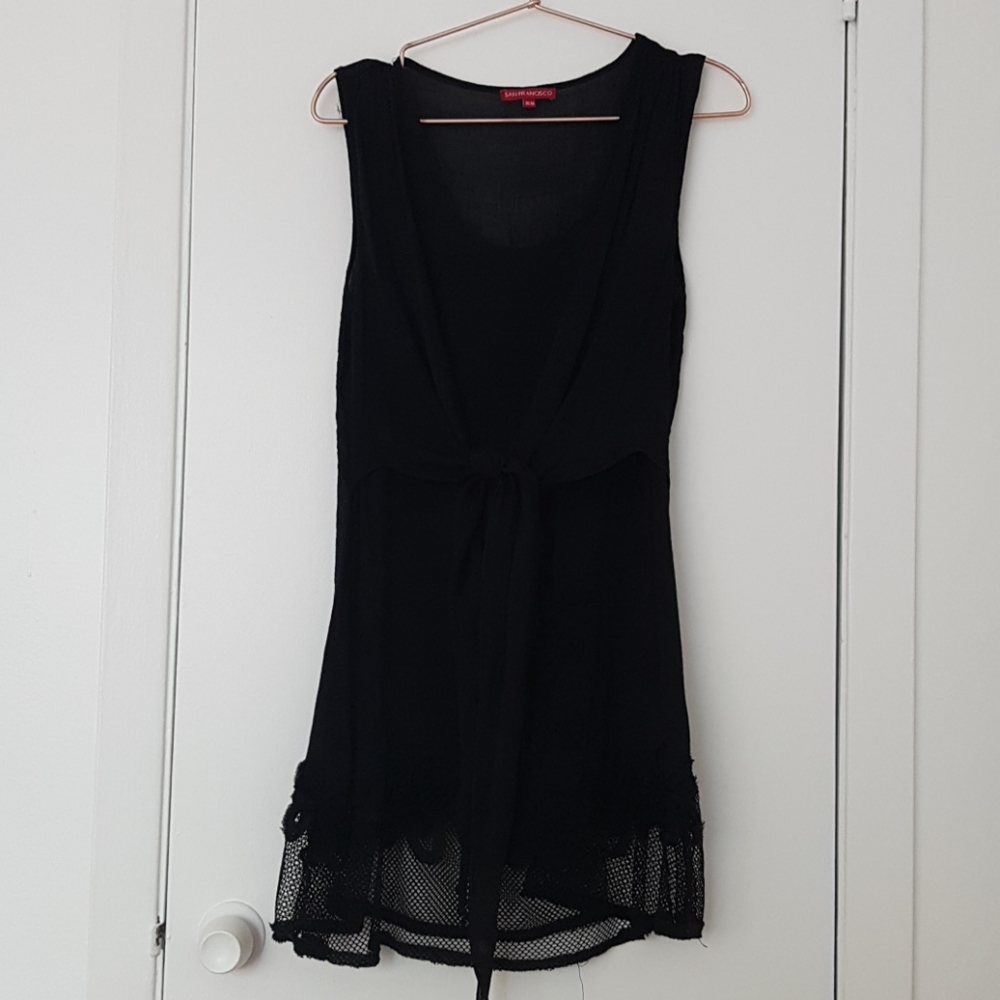 Tunic - Picture 1 of 3